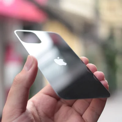 Thay kính lưng iPhone 14 zin chính hãng lấy ngay tại Kim Anh Mobile Đà Nẵng.