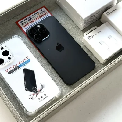 Điện thoại Apple iPhone 15 Pro Max màu đen cùng phụ kiện chính hãng giá tốt tại Kim Anh Mobile Đà Nẵng
