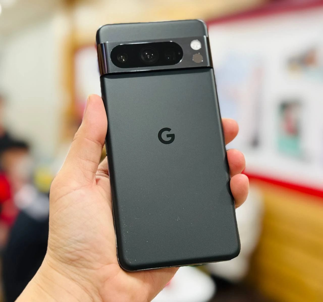 Điện thoại Google Pixel 7 màu đen chính hãng giá rẻ tại Kim Anh Mobile Đà Nẵng.