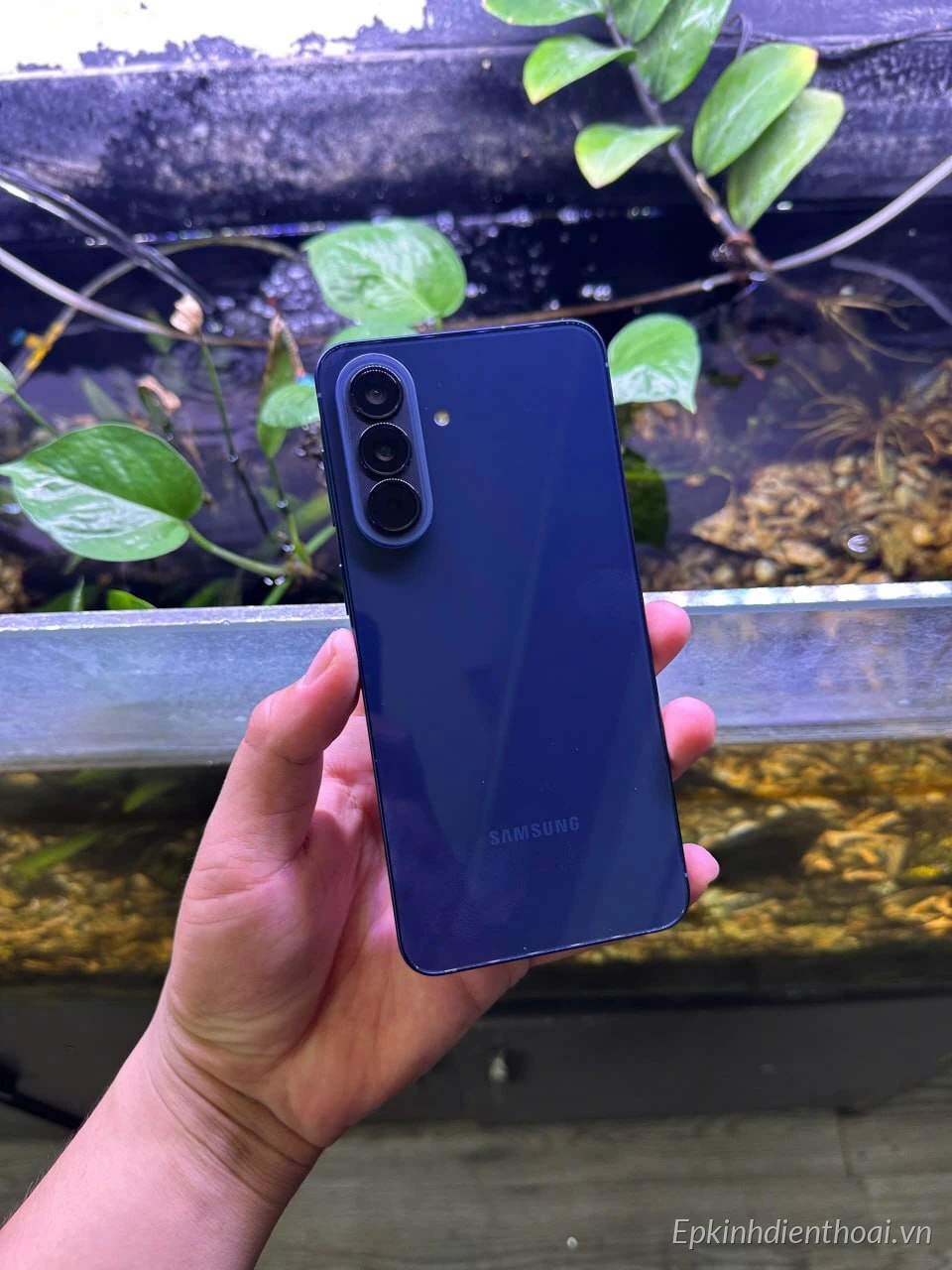 Điện thoại Samsung Galaxy A55 màu xanh chính hãng giá tốt tại Kim Anh Mobile Đà Nẵng