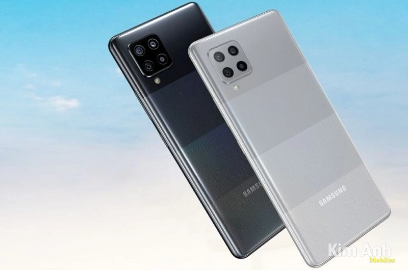 Hai điện thoại Samsung Galaxy M42 màu đen và bạc chính hãng, giá tốt tại Kim Anh Mobile Đà Nẵng.