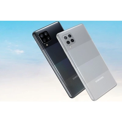 Hai điện thoại Samsung Galaxy M42 màu đen và bạc chính hãng, giá tốt tại Kim Anh Mobile Đà Nẵng.