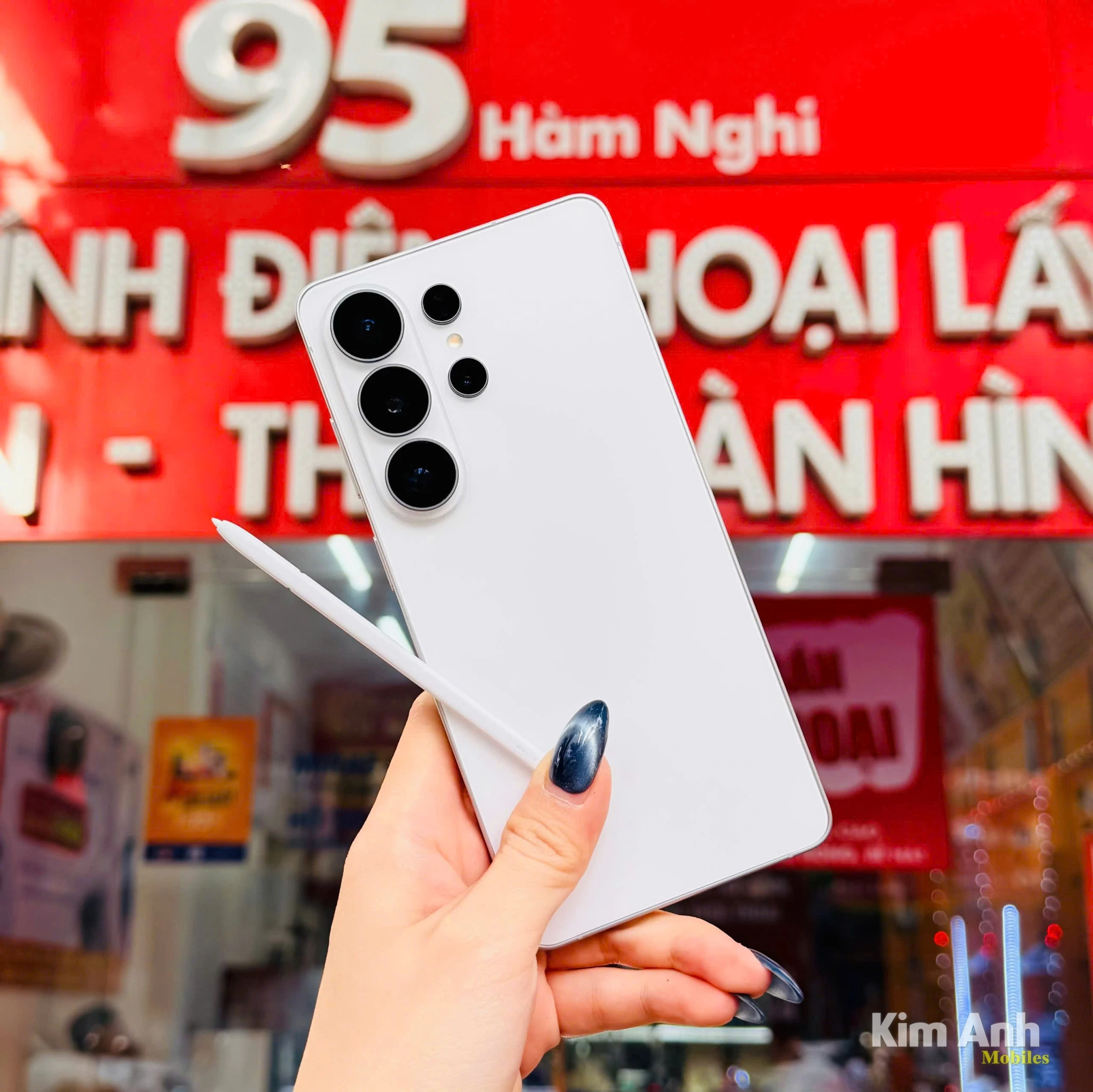 Điện thoại Samsung Galaxy S26 Ultra màu trắng chính hãng giá tốt tại Kim Anh Mobile Đà Nẵng