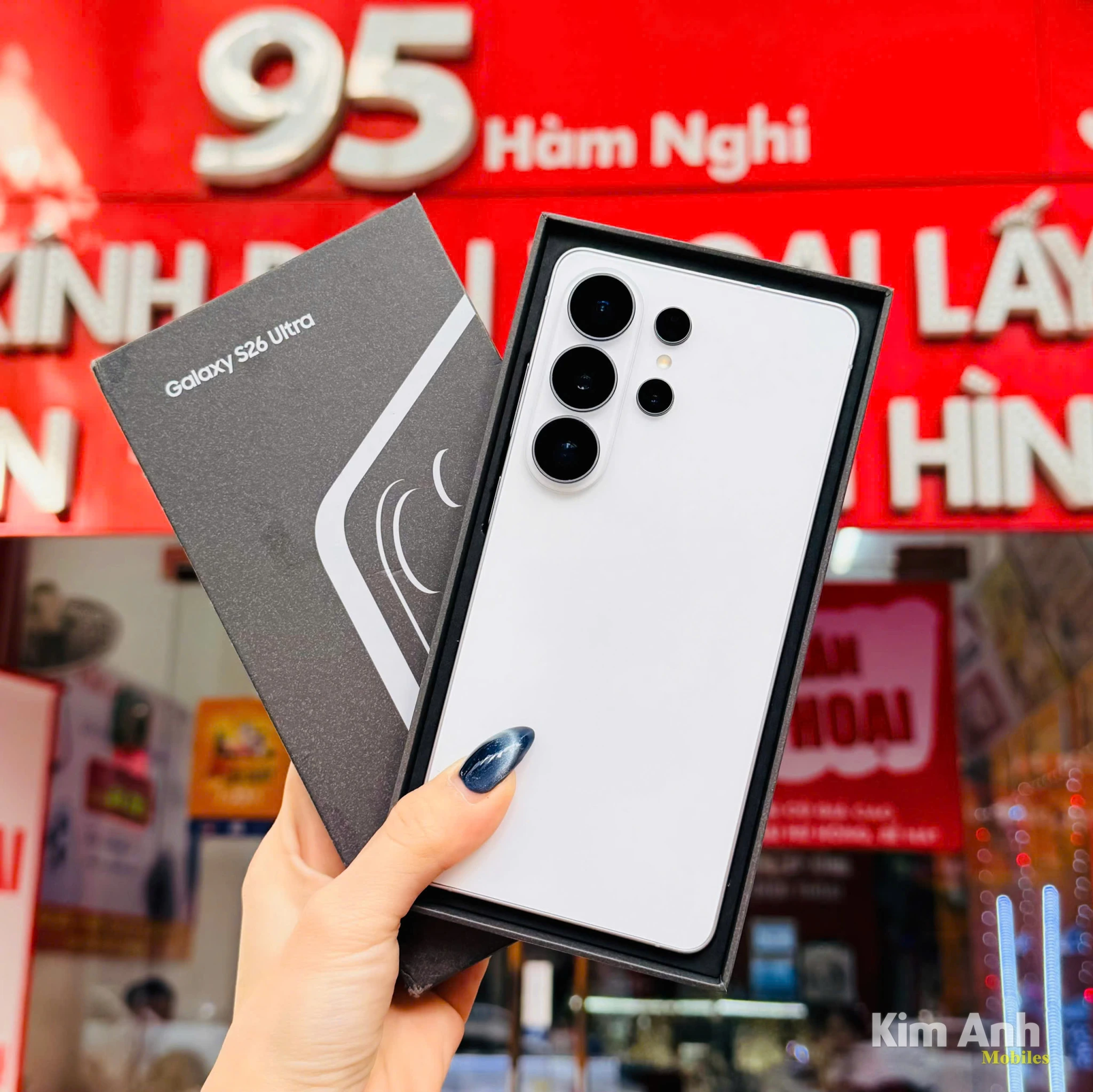 Điện thoại Samsung Galaxy S26 Ultra màu trắng chính hãng giá tốt tại Kim Anh Mobile Đà Nẵng