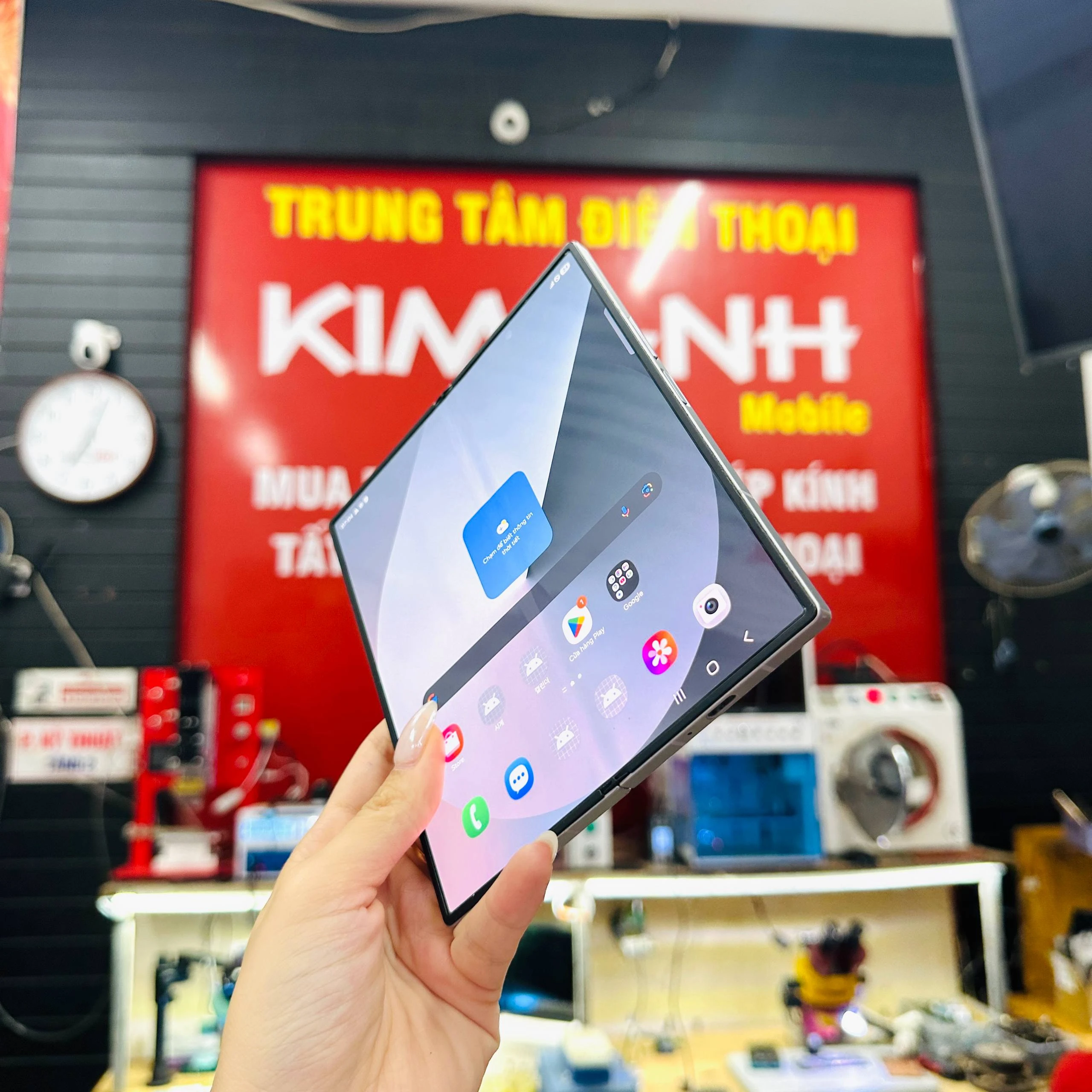 Điện thoại Samsung Galaxy Z Fold 6 chính hãng giá tốt tại Kim Anh Mobile Đà Nẵng