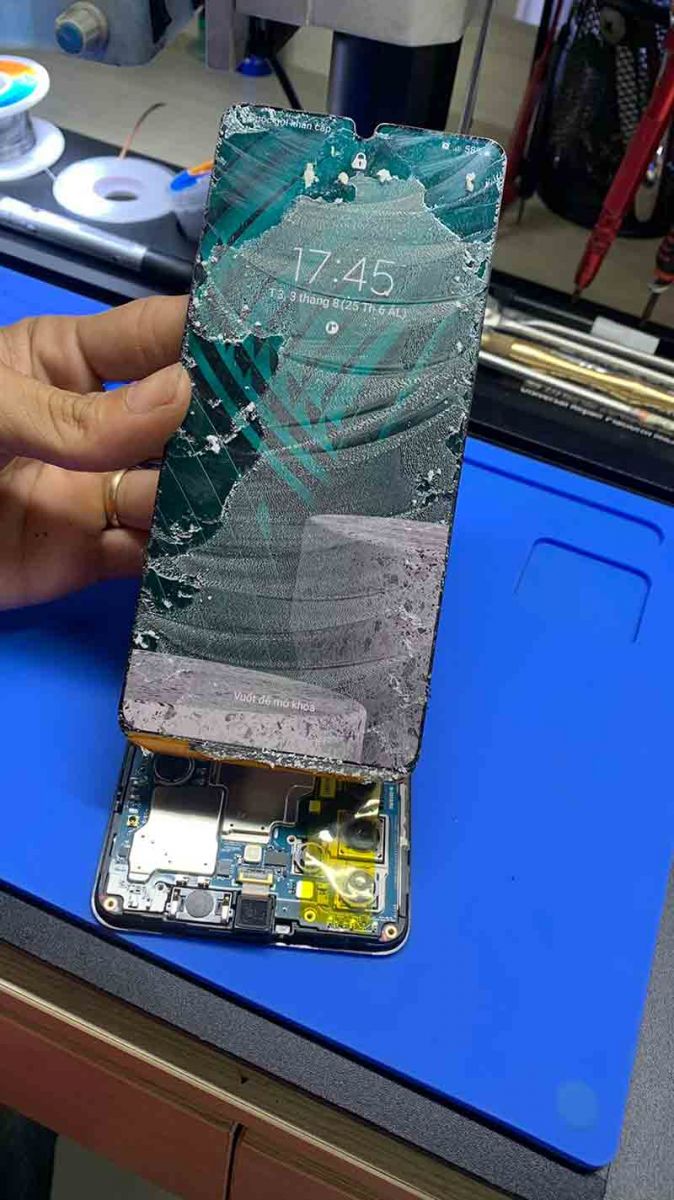 tách mặt kính vỡ của Samsung A32